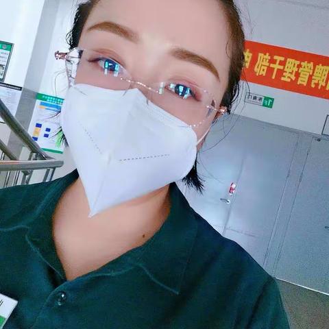 生活在诗情画意之后