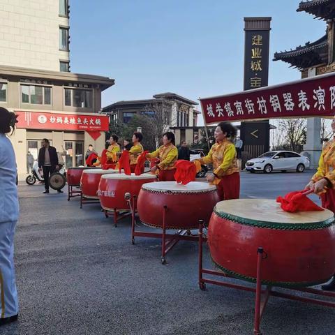 城关镇各社区迎接春节文艺活动节目排练中