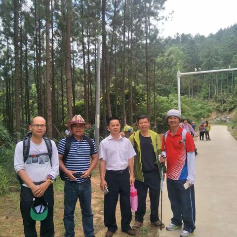 琼中黎母山之行，顺路观白鹭湖，2017年4月8日。