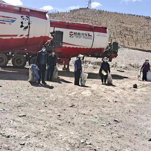 疫情防控 禁塑减废 同步推进