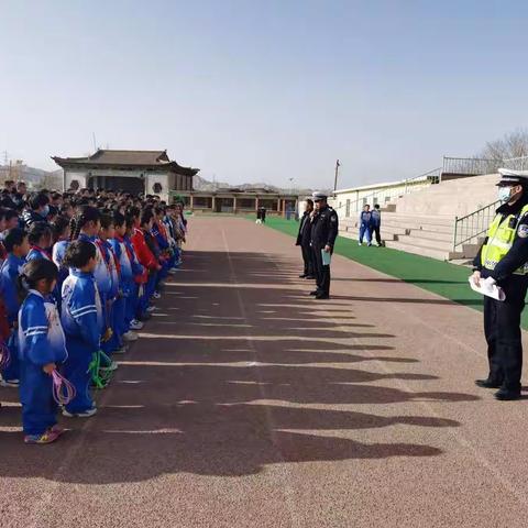 金川区宁远中学开展道路交通安全教育宣传活动