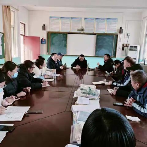 扬帆起航迎开学，不负韶华谱新篇——安丰二中召开新学期开学准备会