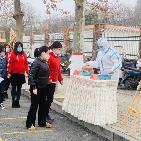 “健康防疫,保育先行”一栾川县第三实验幼儿园