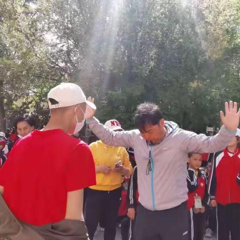 “红润花城 与爱童行”趣味运动会