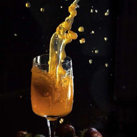 水乳交融话水滴