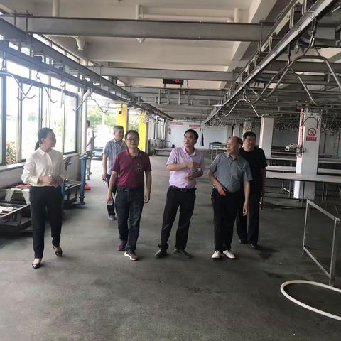 市政协常委、人资环委主任魏志中带工作组来我区开展生猪定点屠宰加工标准化专项视察活动