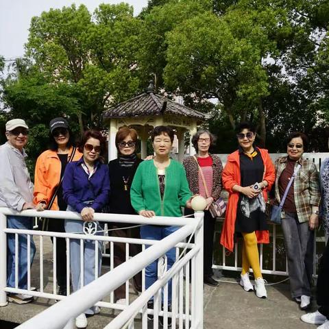 老同事欢聚堡镇