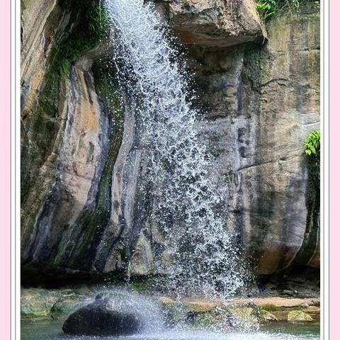 【三行诗.每日一诗】卓资印象  之三 叠水潭