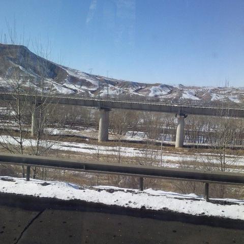 【雪满故乡山.三行诗】