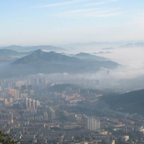 【三行诗.每日一诗】卓资印象  之七 平顶山·三行诗