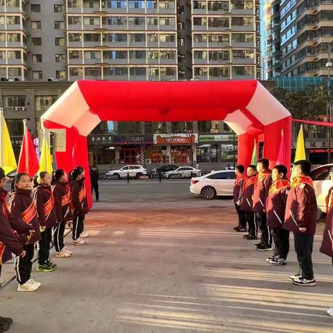 [摇篮·家长会]感恩遇见  陪伴成长——吕梁金色摇篮全程实验小学期中家长会