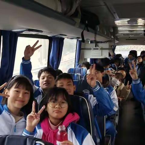 躬身实践悟真知——记桂林市首附实验中学高2009班社会实践活动