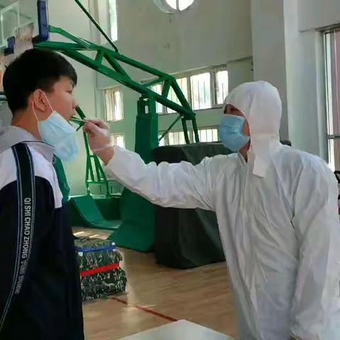 市教育局各直属学校全面开展疫情防控应急演练