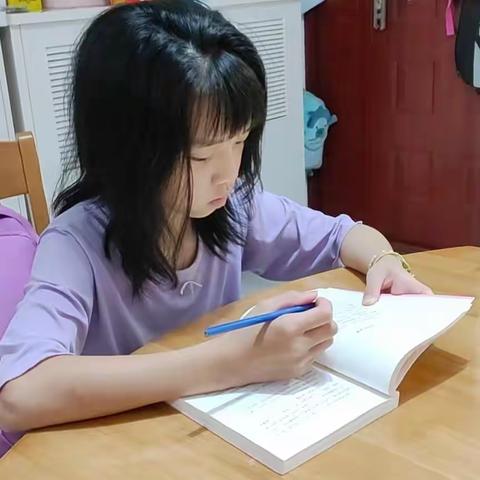 共读诗书，点亮未来——1808班课外阅读记录