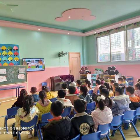 “爱在感恩节”未来贝星幼儿园爱迪生一班感恩节主题活动