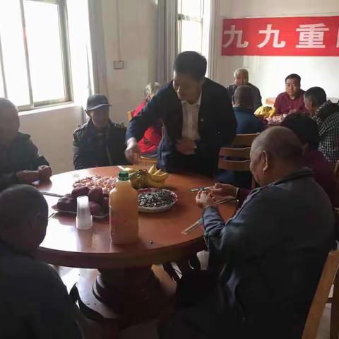 许河乡举办“九九重阳节 浓浓敬老情”孝老爱亲活动