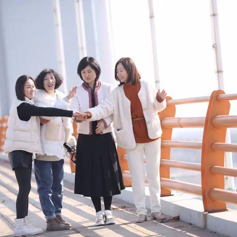 女神节丨愿你芳华自在，愿你笑靥如花