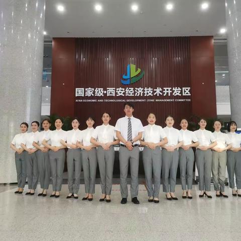 经开区政务服务中心：着新装 展新貌 优服务