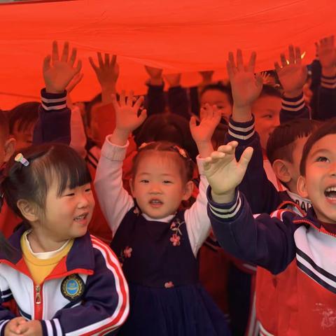 五星红旗🇨🇳我们爱你♥️！雅居乐大地幼儿园周一升旗仪式精彩集锦