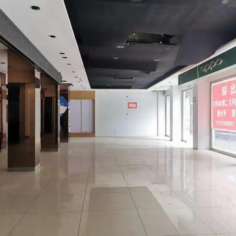 商铺出租：明星路世代广场旁 6连间门市 360平 二楼800平整租或分租 30/平 通三相电 开歌城宾馆茶楼 69008