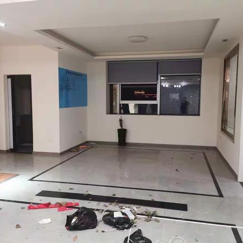 写字楼出租：景和城150平写字楼 45800/年 转让费40000 民用水电 有钥匙随时看69008