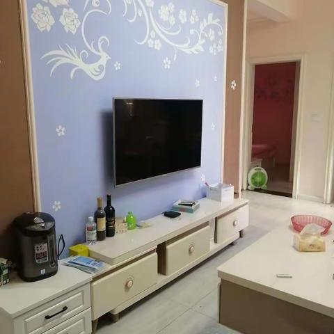 出租：城北一号套二 2空调 15600/年 有车位另外算 拎包住 有钥匙🔑69008