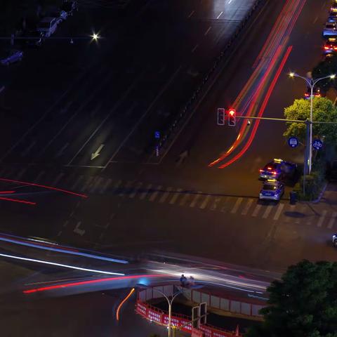 有点炎热的夜晚-九都路太原路口