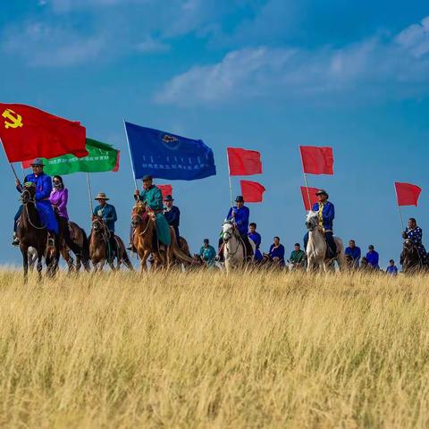 草原儿女永远跟党走——朱岩摄影作品