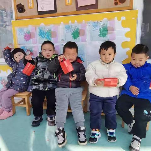 “迎新年，庆元旦＂一一黄州区幼儿园小二班元旦主题活动。