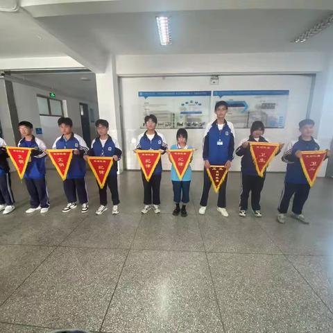 信息系第十三周流动红旗评比