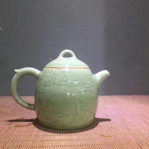小杯、盖碗、壶、系列（副本）