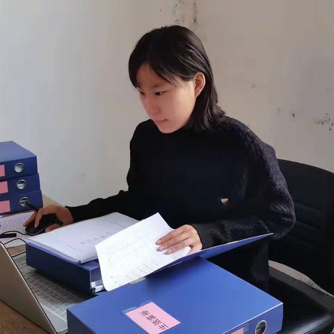 扎根基层，助力乡村振兴。            记双山街道木厂涧村乡村振兴专员王姝昕