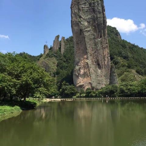 青山绿水随我游