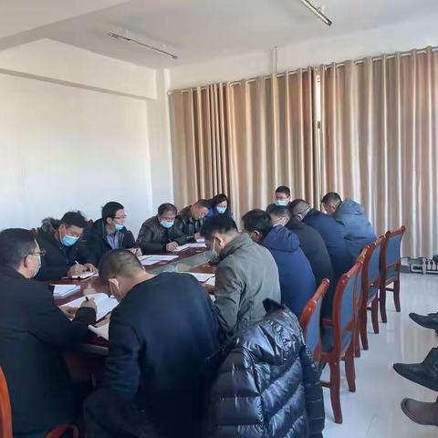 阿右旗教育体育局召开疫情防控应急演练经验交流会议
