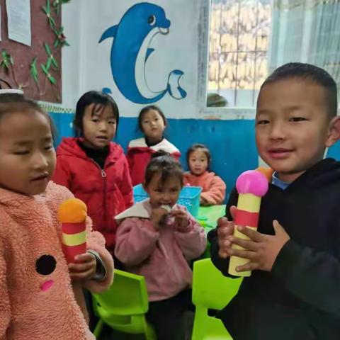 村幼幼儿唱学普