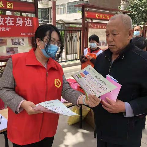 南长街道中南社区开展垃圾分类宣传活动