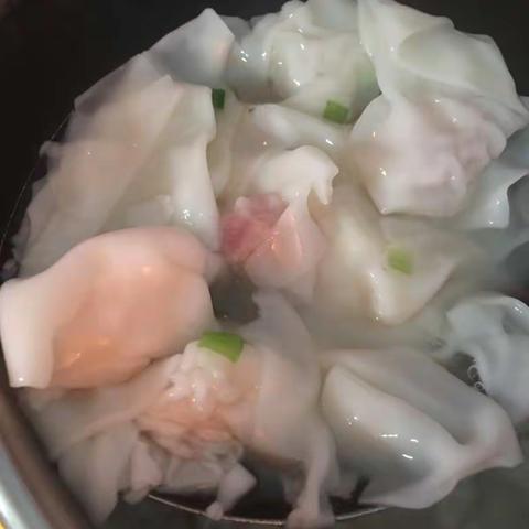 娄底商业区幼儿园中四班的精彩瞬间……