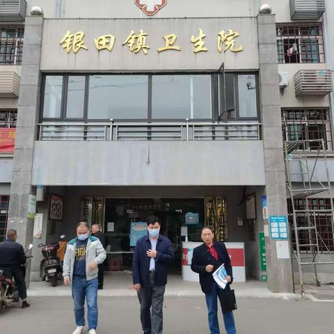 全面走访      鼓舞士气                               李光泉主任深入基层，帮助解决实际问题