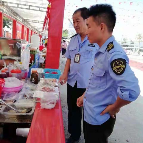 三亚市海棠湾食药监所圆满完成2018大棠盛景海洋美食集市食品安全保障工作