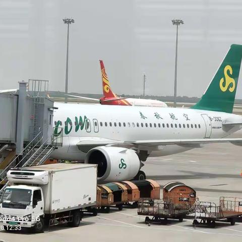 我和老同事励亮康在2021.5.20出发去大西北张掖、敦煌、青海湖等地旅游，亲眼目睹了祖国的大好河山，非常震撼！