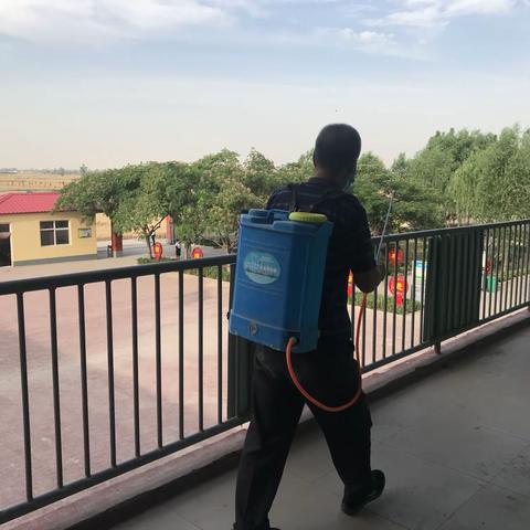 米家庄小学四五年级开学啦！