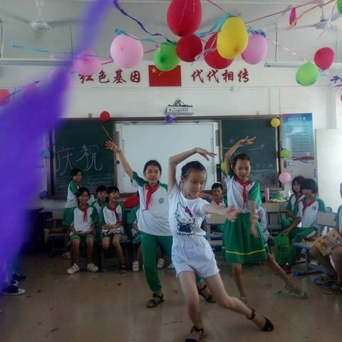 欢乐聚会 精彩表演