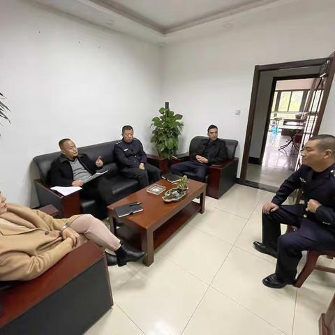 从快从严 落细落实 全力做好疫情防控工作 沣西分局陈卫东副局长带队督查钓台市场所疫情防控工作