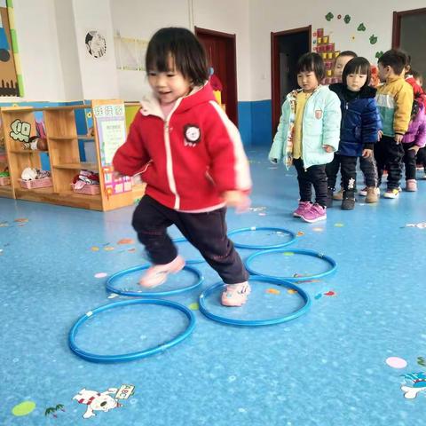 快乐运动小三班