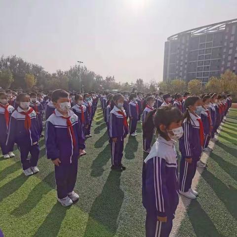 呼吁科学垃圾分类  倡导正确佩戴口罩——鸡泽县第三实验小学第八周升旗仪式