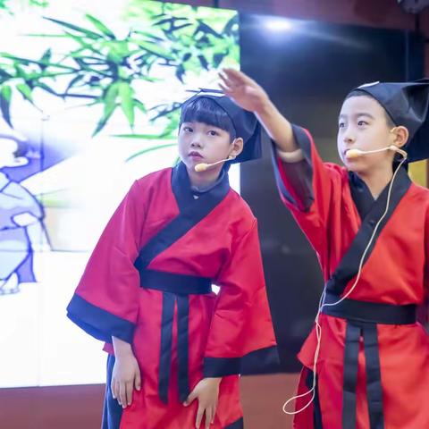 2019级师生参演“以书润心，与智同行”读书节活动