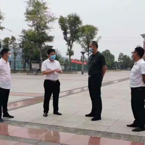 同心同行共抗疫  二十一中在行动