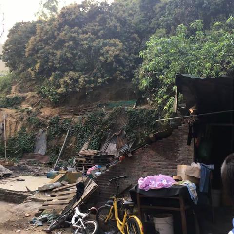 “爬山涉水，入桃源居”，——  记晨曦中队的首次家访