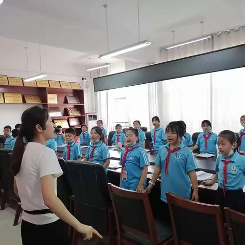 Sunshine English Club(阳光英语社团)