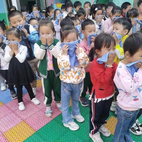 九龙街道育苗幼儿园5.12防灾减灾日活动